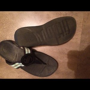 BRAND NEW FITFLOPS fitflops size 8 -1/2-says 8